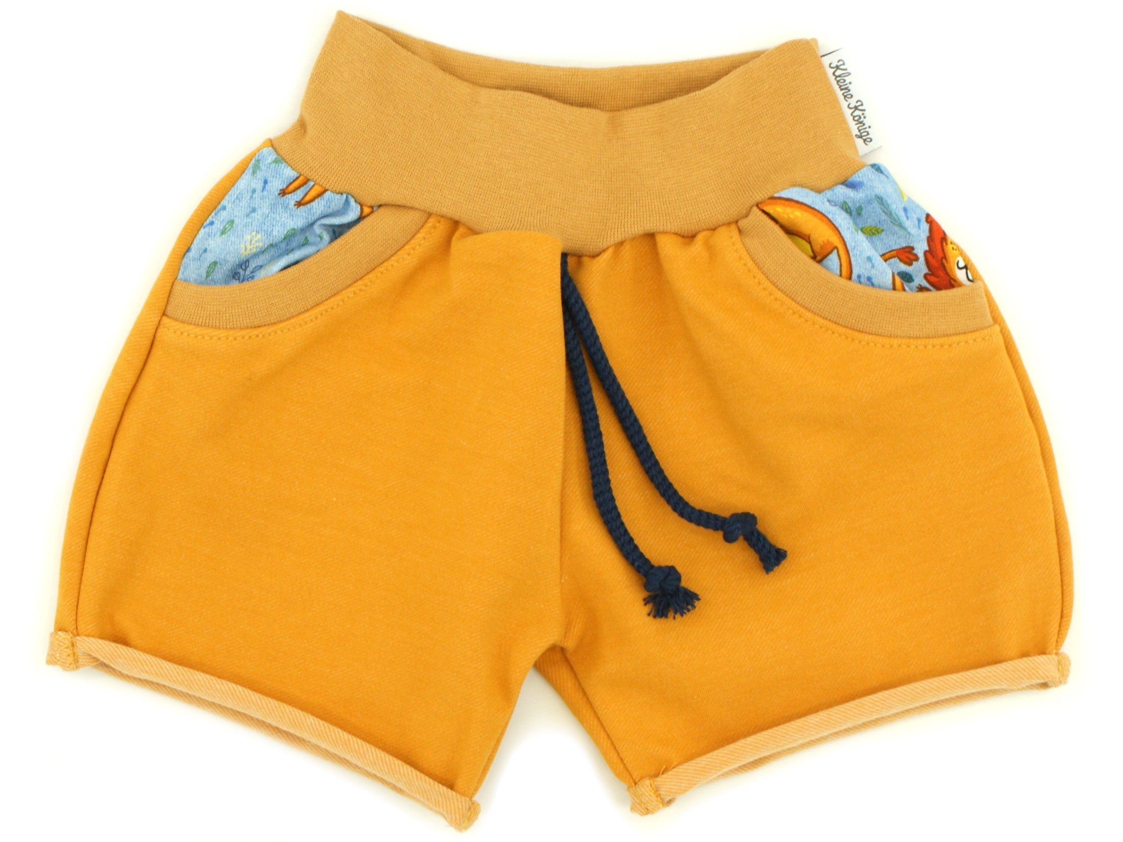 Kinder Sommer Shorts mit Taschen "Häuptling Leo" hellblau Jeansjersey camel